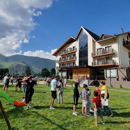 Suatis Resort Kazbegi Экстерьер фото