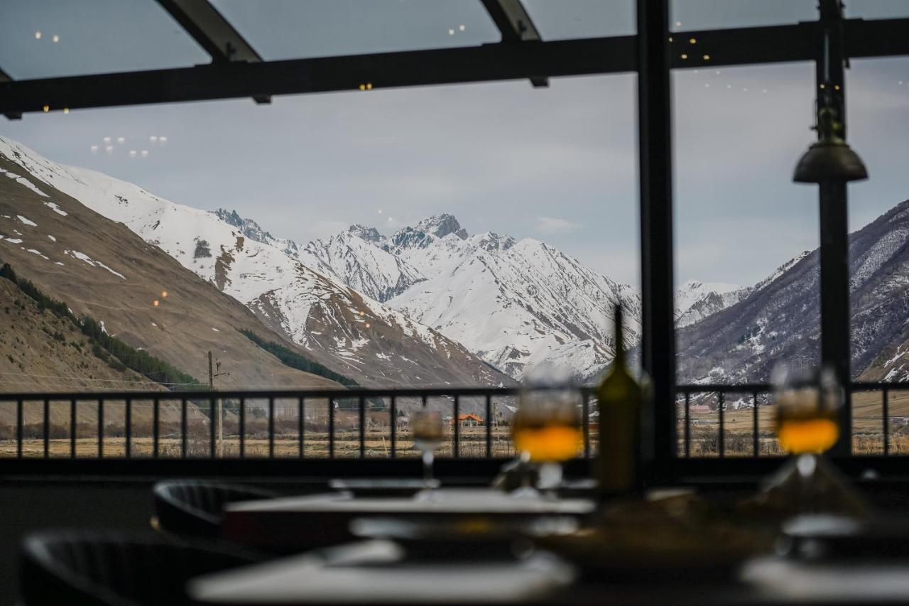 Suatis Resort Kazbegi Экстерьер фото